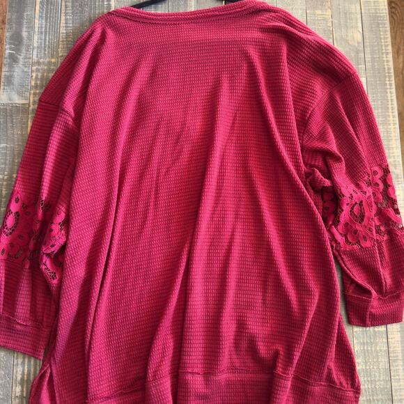 Torrid Waffle V-Neck Lace Inset Sweatshirt Rhubarb Size 4X NEW - Picture 9 of 9